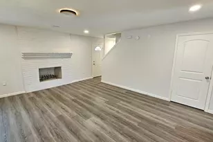 9327 Leader St, Houston, TX 77036 - Photo 13
