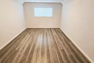 9327 Leader St, Houston, TX 77036 - Photo 17
