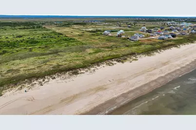 552 Hwy 87, Crystal Beach, TX 77650 - Photo 5