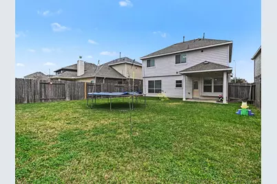 8215 Lemongrass Avenue, Baytown, TX 77521 - Photo 35