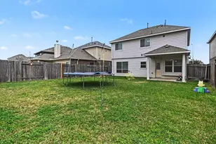 8215 Lemongrass Ave, Baytown, TX 77521 - Photo 35