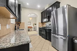 8215 Lemongrass Ave, Baytown, TX 77521 - Photo 13