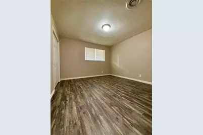 4520 Lamont, Vidor, TX 77662 - Photo 11