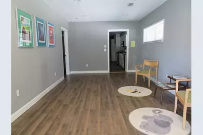 402 S 72nd Street, Houston, TX 77011 - Photo 3