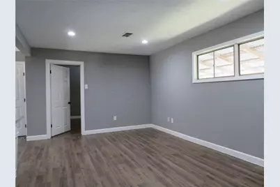 402 S 72nd Street, Houston, TX 77011 - Photo 21