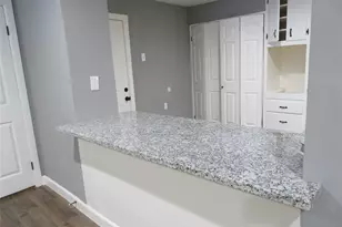 402 S 72nd St, Houston, TX 77011 - Photo 11