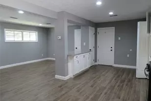 402 S 72nd St, Houston, TX 77011 - Photo 15