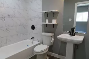 402 S 72nd St, Houston, TX 77011 - Photo 17