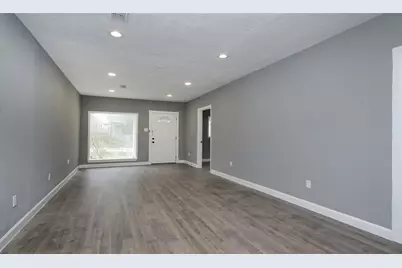 402 S 72nd Street, Houston, TX 77011 - Photo 25