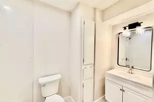 11122 Village Bend Ln, Houston, TX 77072 - Photo 13