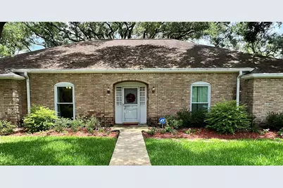 205 Hillcrest Drive, Alvin, TX 77511 - Photo 39