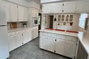 205 Hillcrest Dr, Alvin, TX 77511 - Photo 7