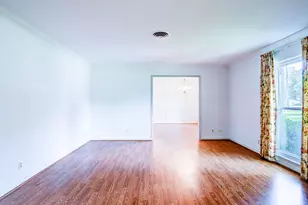 205 Hillcrest Dr, Alvin, TX 77511 - Photo 19