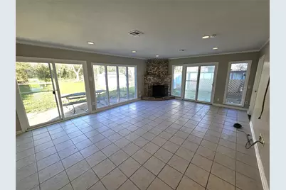 510 Baywood Drive, Seabrook, TX 77586 - Photo 3