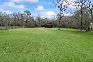 15410 Mill Bend Ct, Magnolia, TX 77354 - Photo 11