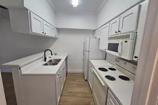 2626 Holly Hall St, Houston, TX 77054 - Photo 5
