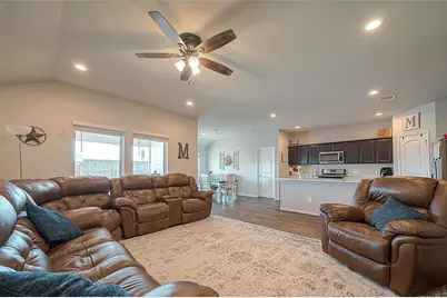 21501 Rustic Elm Dr, New Caney, TX 77357 - Photo 3