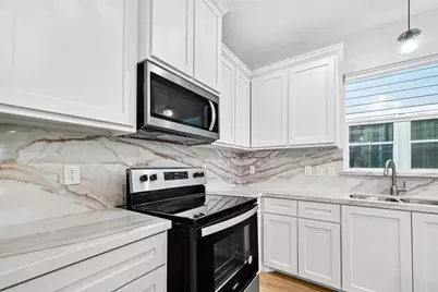 716 Zoe Street, Houston, TX 77020 - Photo 11