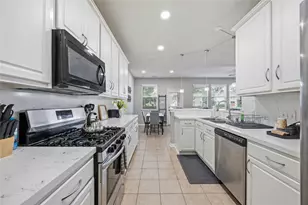 71 Summer Haze Cir, The Woodlands, TX 77382 - Photo 11