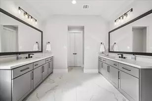 14005 Vista Reserve Pl, Houston, TX 77079 - Photo 11