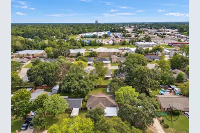 707 Hildred Avenue, Conroe, TX 77303 - Photo 39