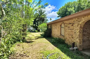 31984 Roberto St, Rio Hondo, TX 78583 - Photo 23