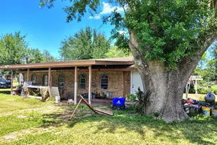 31984 Roberto St, Rio Hondo, TX 78583 - Photo 3