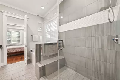 821 E 25th Street E, Houston, TX 77009 - Photo 29