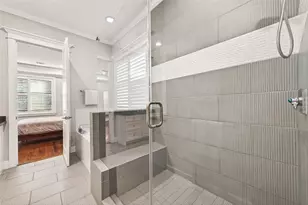 821 E 25th Street E, Houston, TX 77009 - Photo 29