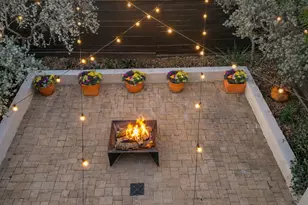 821 E 25th Street E, Houston, TX 77009 - Photo 43