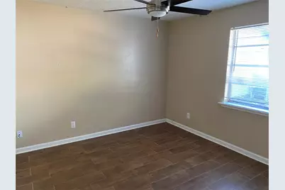 760 Cline Street #14, Huntsville, TX 77340 - Photo 5