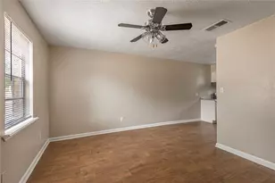 760 Cline St, Huntsville, TX 77340 - Photo 3