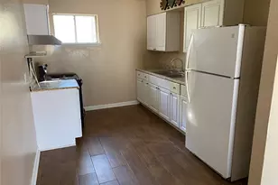 760 Cline St, Huntsville, TX 77340 - Photo 3