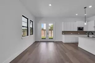 3211 Royal Oaks Holw Ln, Houston, TX 77082 - Photo 11