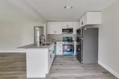 2505 29th Avenue N, Texas City, TX 77590 - Photo 11