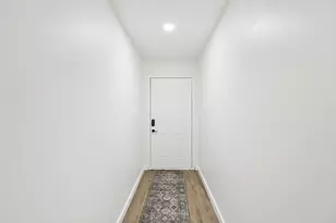 950 Buoy Rd, Houston, TX 77062 - Photo 11