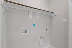 12211 Ridge Top Dr, Conroe, TX 77304 - Photo 19