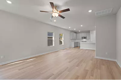 12211 Ridge Top Drive, Conroe, TX 77304 - Photo 9