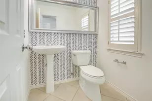 1016 Rochow St, Houston, TX 77019 - Photo 7