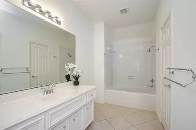1016 Rochow Street, Houston, TX 77019 - Photo 25