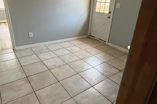 818 N Commerce St, Baytown, TX 77520 - Photo 9