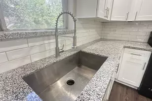8518 Blossom Bell Ln, Houston, TX 77489 - Photo 35