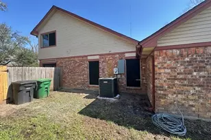 8518 Blossom Bell Ln, Houston, TX 77489 - Photo 5