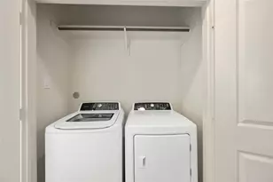 9448 Kerrwood Ln, Houston, TX 77080 - Photo 13