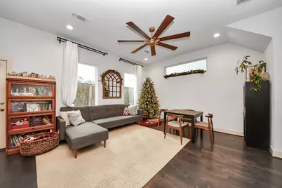 9448 Kerrwood Lane, Houston, TX 77080 - Photo 7