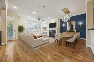 5706 Blossom St, Houston, TX 77007 - Photo 9