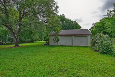 915 Farmers Road, Brenham, TX 77833 - Photo 13