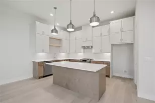 1714 Sedola Ln, Houston, TX 77055 - Photo 9