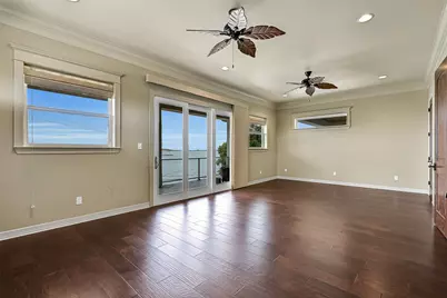 1301 Harbor View Drive, Galveston, TX 77550 - Photo 33
