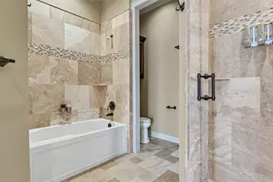 1301 Harbor View Dr, Galveston, TX 77550 - Photo 35